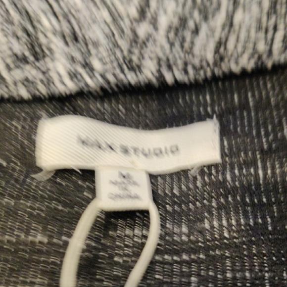 Max Studio. Women's Black and White Tweed Jacket - Picture 4 of 13